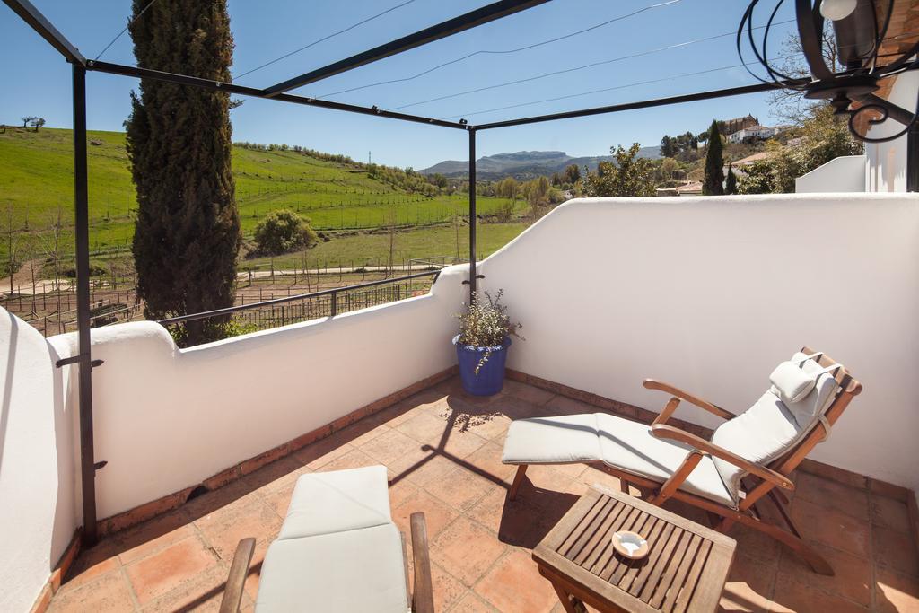 Hotel Alavera De Banos *